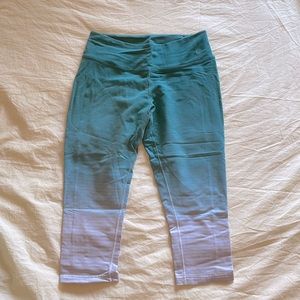 Nike Dri-Fit Cropped Leggings Small Green/Blue Ombré